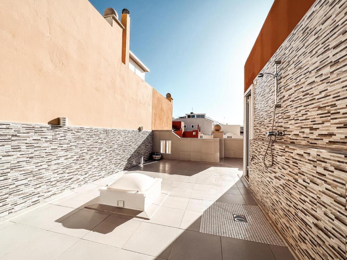 Townhouse With Ac In Callao Salvaje, Sonia, Cs148 エクステリア 写真